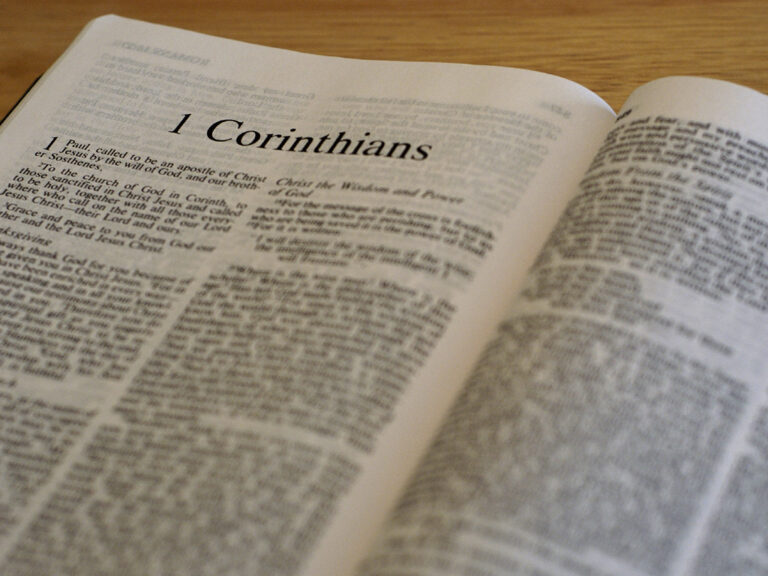 306-1Corinthians-PageShots